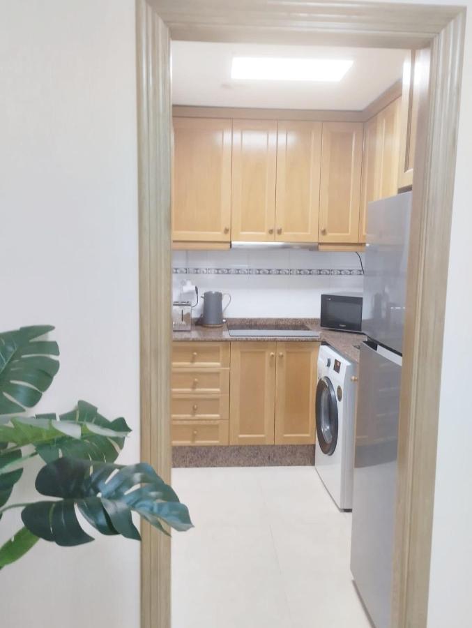 Torrevieja 2 Bedroom Holiday Apartment Экстерьер фото